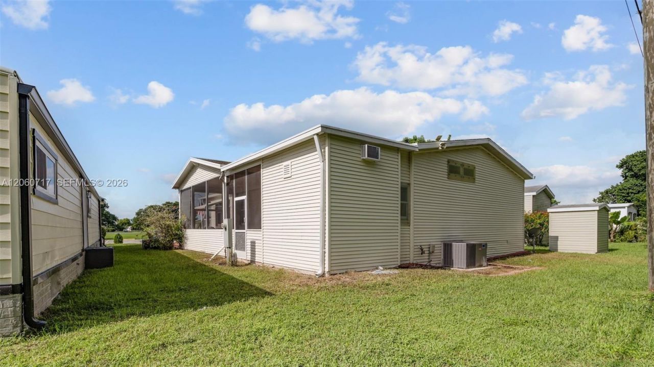6515 Colonial Dr, Margate, FL 33063 Photo