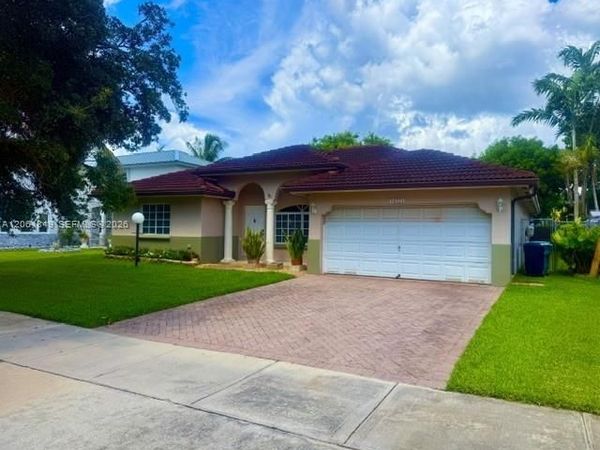 18223 SW 149th Pl , Miami, FL 33187