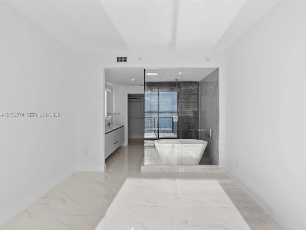 700 NE 24th St , Unit 503, Miami, FL 33137 Photo