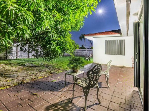 14156 SW 148th Ave , Miami, FL 33196