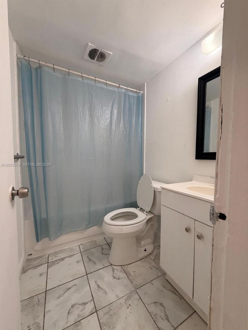 2441 NW 13th St, Unit 78, Miami, FL 33125 Photo