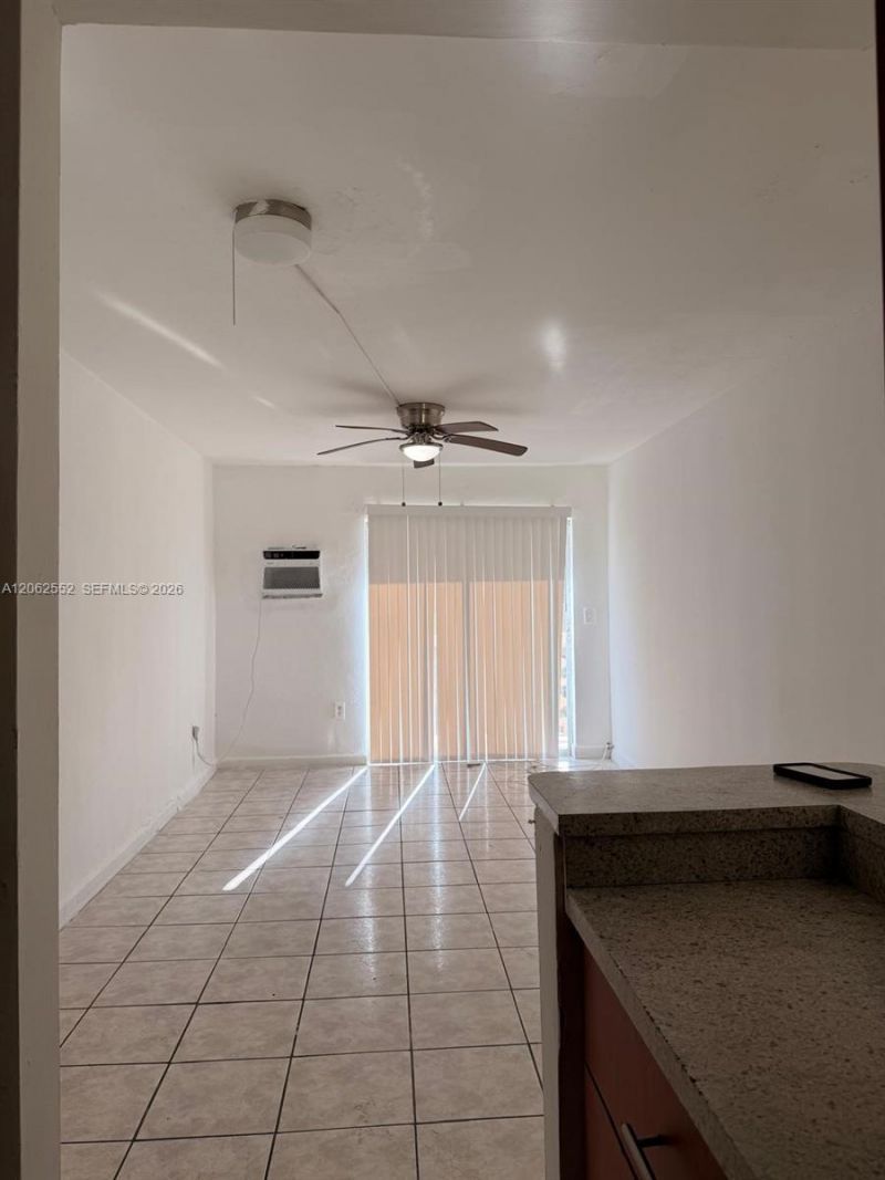 2441 NW 13th St, Unit 78, Miami, FL 33125 Photo