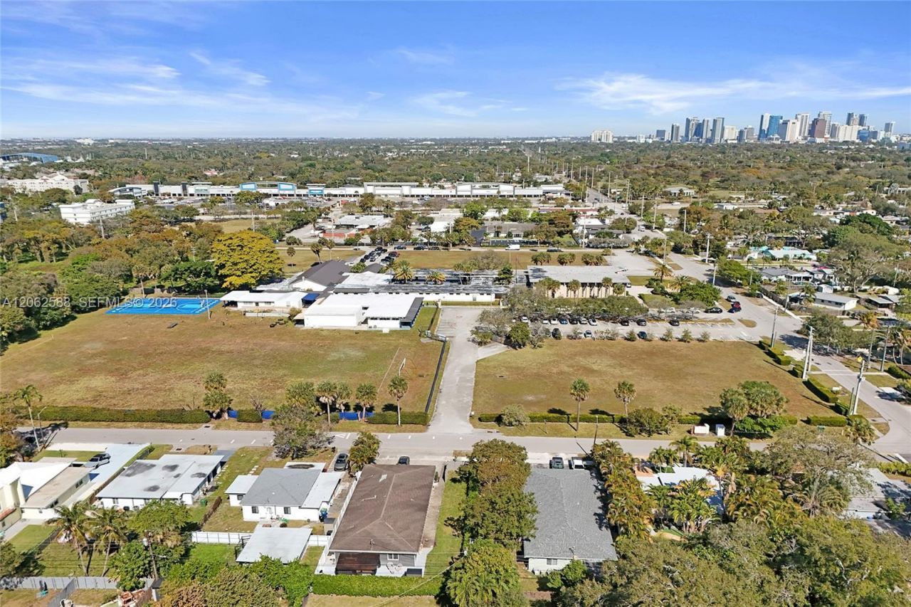 920 SW 28th St 1-2, Fort Lauderdale, FL 33315 Photo