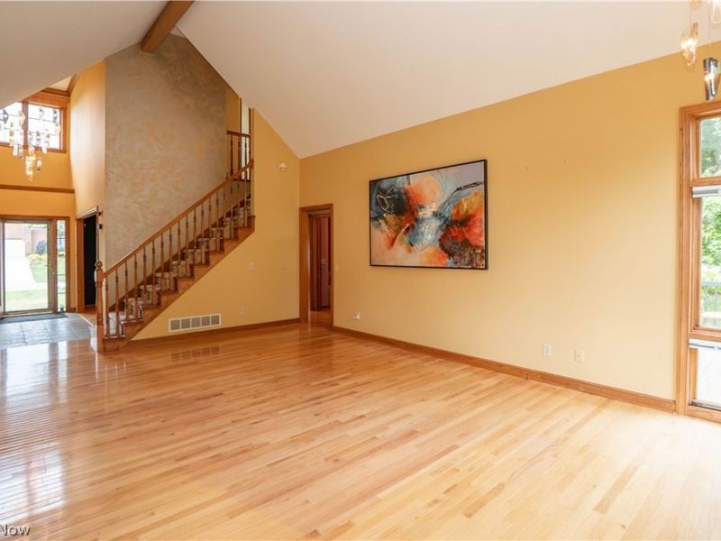 8521 Gentry Street NW, Massillon, OH 44646 Photo 11