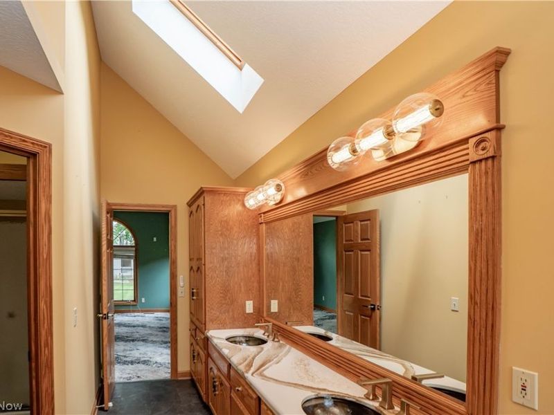 8521 Gentry Street NW, Massillon, OH 44646 Photo 28
