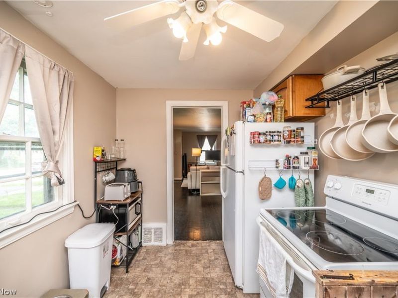 727 Meadowbrook Avenue SE, Warren, OH 44484 Photo 12