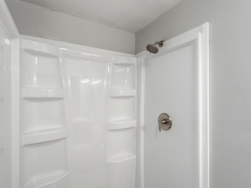 140 W Keller Street, Bradford, OH 45308 Photo 23