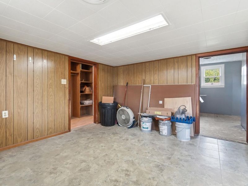 140 W Keller Street, Bradford, OH 45308 Photo 6