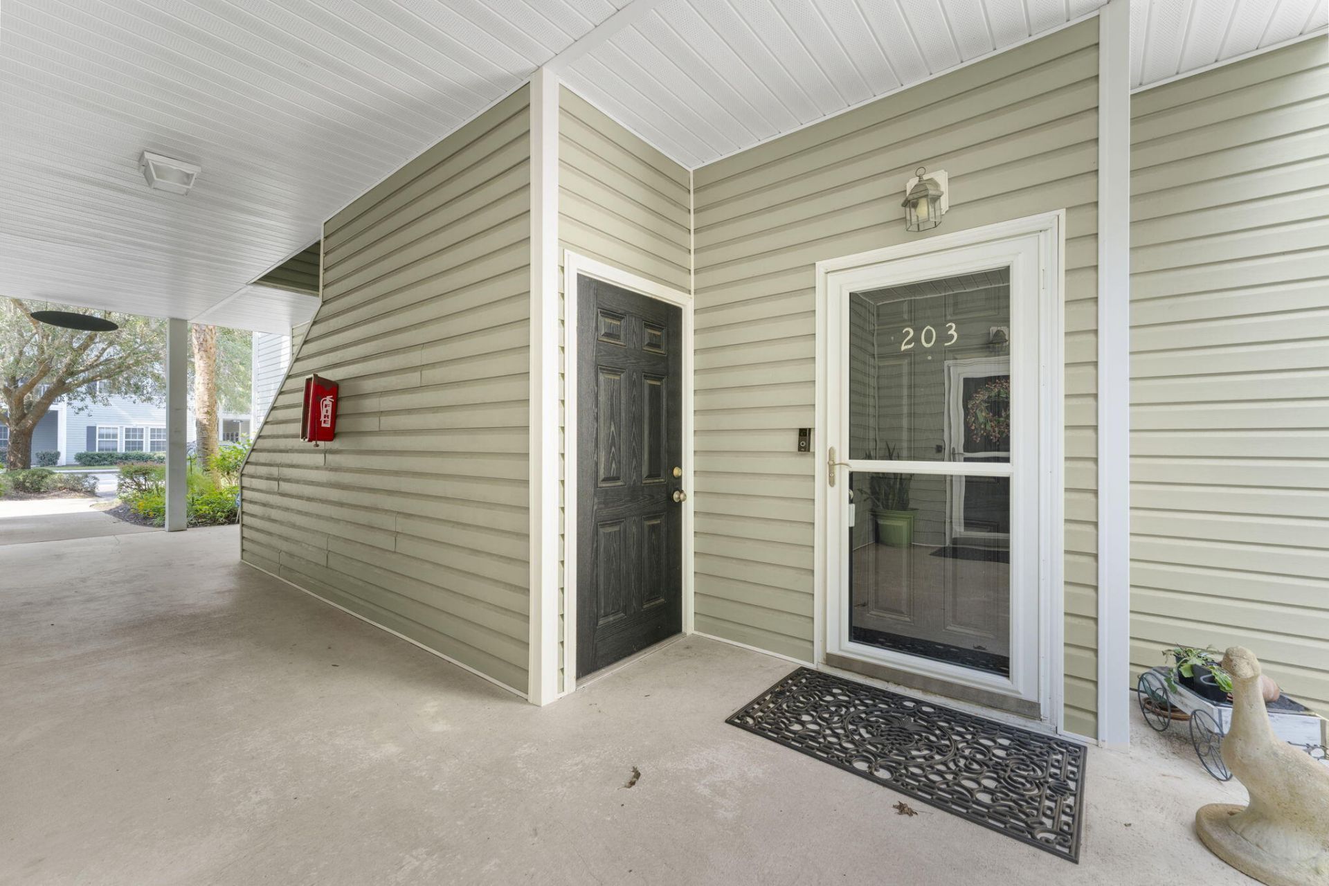 203 Pickering Lane Photo 28