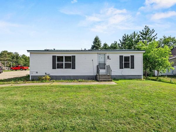 435 SWANKE STREET, Tigerton, WI 54486