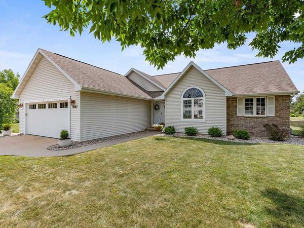 N9121 KERNAN AVENUE, Appleton, WI 54915