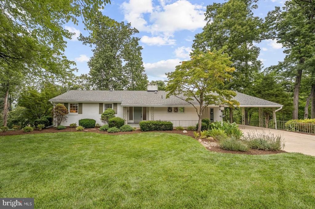 7842 Doane Court, Springfield, VA 22152 Main Photo