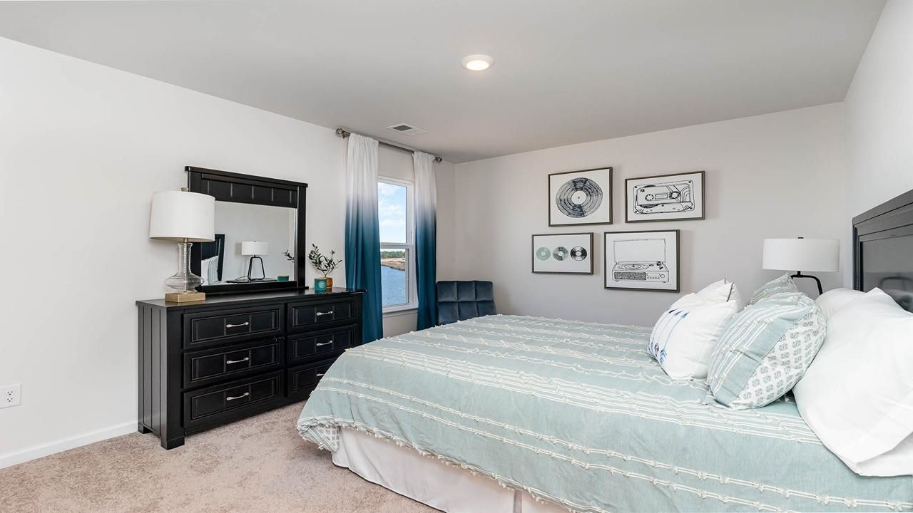 606 Strawberry Field Way  Photo 26