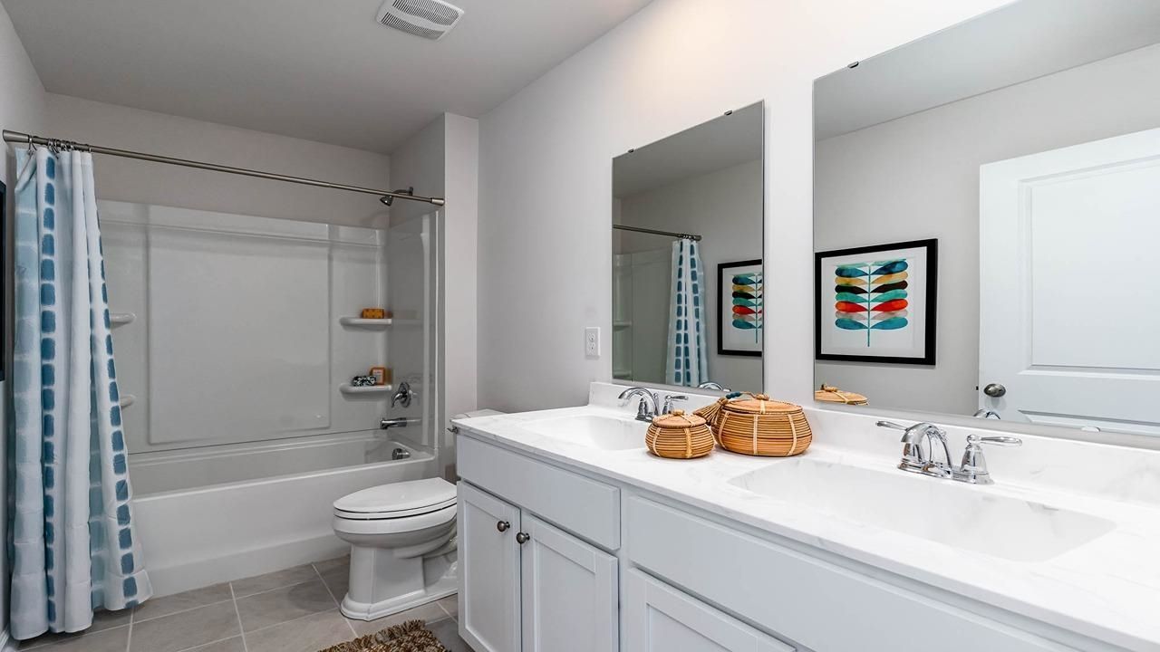 606 Strawberry Field Way  Photo 28