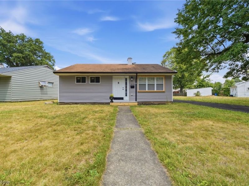1975 Rookwood Road , Cleveland, OH 44112 Photo 1