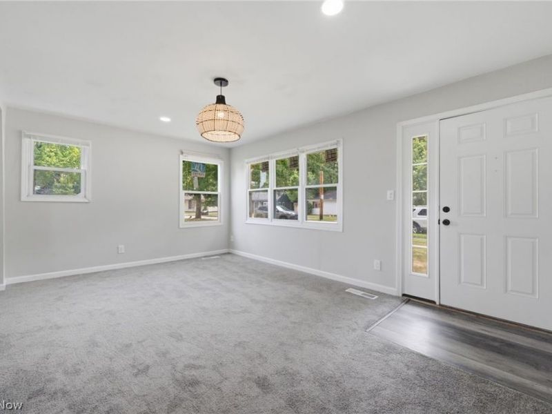 1975 Rookwood Road , Cleveland, OH 44112 Photo 5
