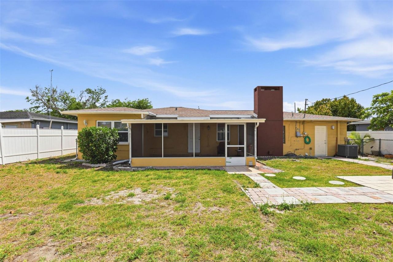 3663 22nd Avenue N, Saint Petersburg, FL 33713 Photo