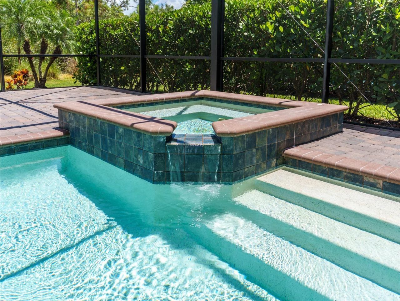 1588 Vizcaya Lane, Naples, FL 34113 Photo