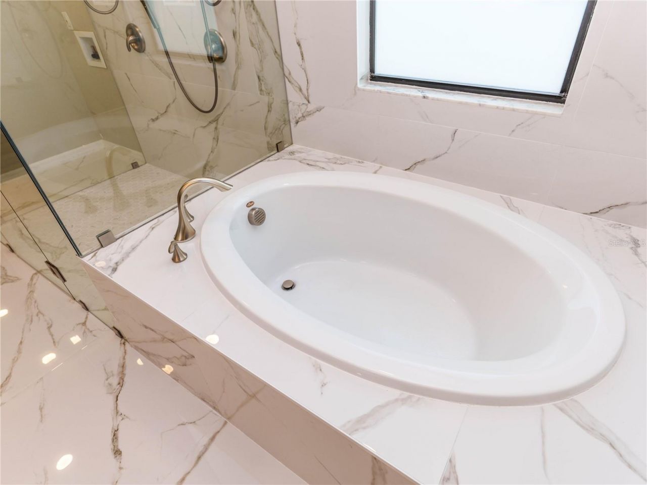 1588 Vizcaya Lane, Naples, FL 34113 Photo