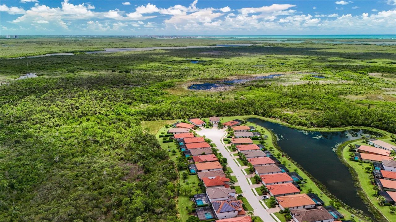 1588 Vizcaya Lane, Naples, FL 34113 Photo