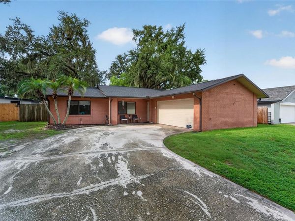 3721 COPPERTREE CIRCLE, BRANDON, FL 33511