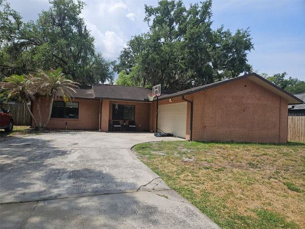 3721 COPPERTREE CIRCLE, BRANDON, FL 33511