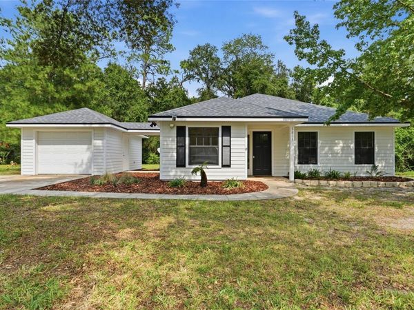 5813 SE 230TH TERRACE , HAWTHORNE, FL 32640