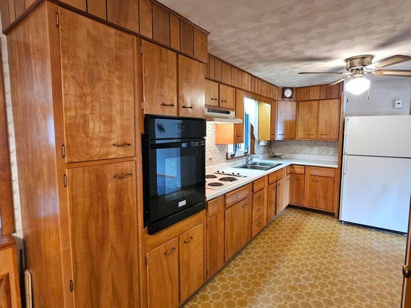 620 Warren Avenue , Washington Court House, OH 43160 Photo 12