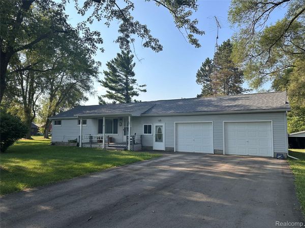 8059 E Mount Morris Road, Richfield Township, Mi 48463