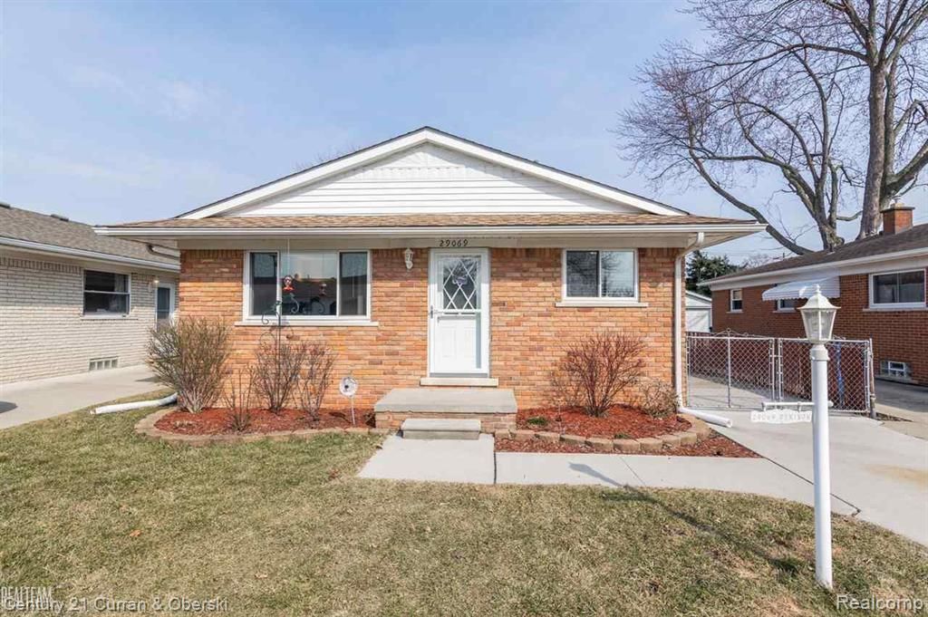 29069 Denison Street, Gibraltar, Mi 48173 Main Photo