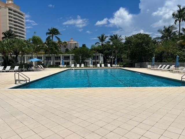 881 Ocean Dr, Unit TH3, Key Biscayne, FL 33149 Photo