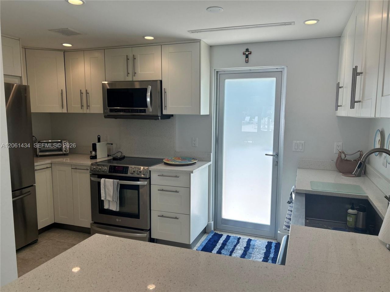881 Ocean Dr, Unit TH3, Key Biscayne, FL 33149 Photo