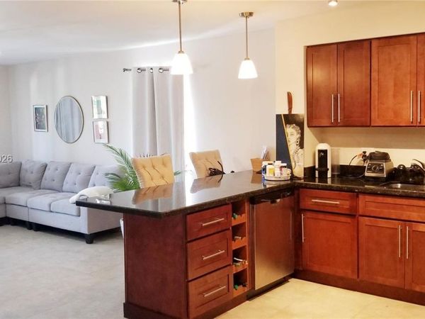 6886 N Kendall Dr , Unit D202, Pinecrest, FL 33156