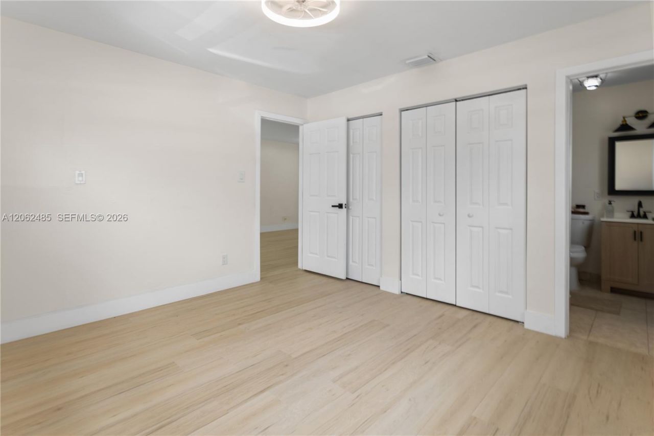 1000 NW 23rd Ter, Pompano Beach, FL 33069 Photo