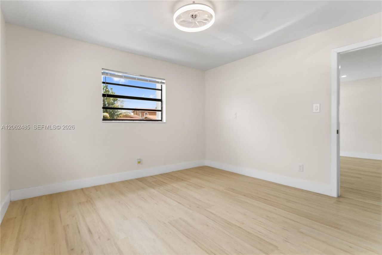 1000 NW 23rd Ter, Pompano Beach, FL 33069 Photo
