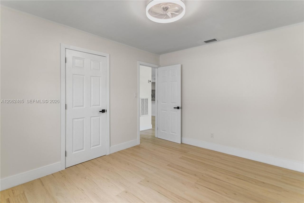 1000 NW 23rd Ter, Pompano Beach, FL 33069 Photo