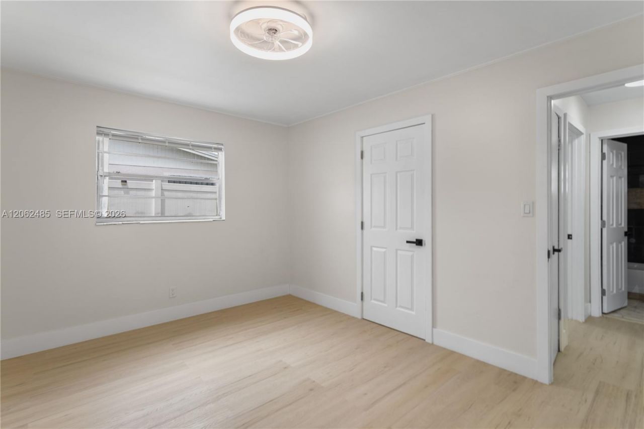 1000 NW 23rd Ter, Pompano Beach, FL 33069 Photo