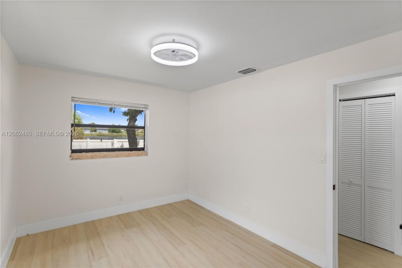 1000 NW 23rd Ter, Pompano Beach, FL 33069 Photo