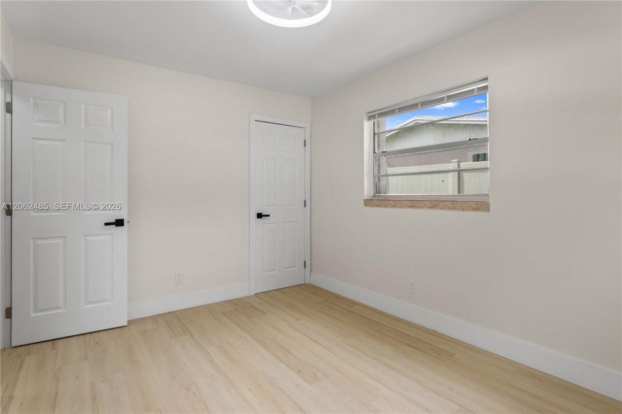 1000 NW 23rd Ter, Pompano Beach, FL 33069 Photo