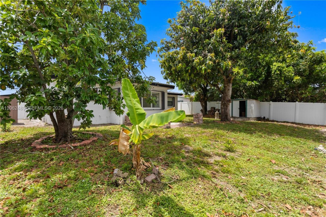 1000 NW 23rd Ter, Pompano Beach, FL 33069 Photo