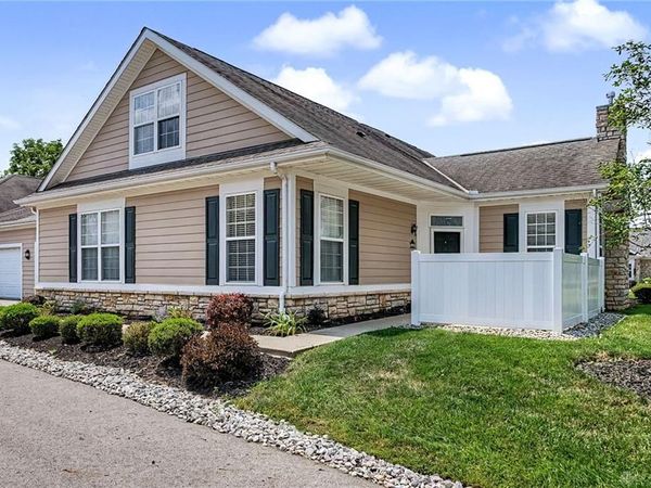 4694 Cobblestone Drive, Tipp City, OH 45371