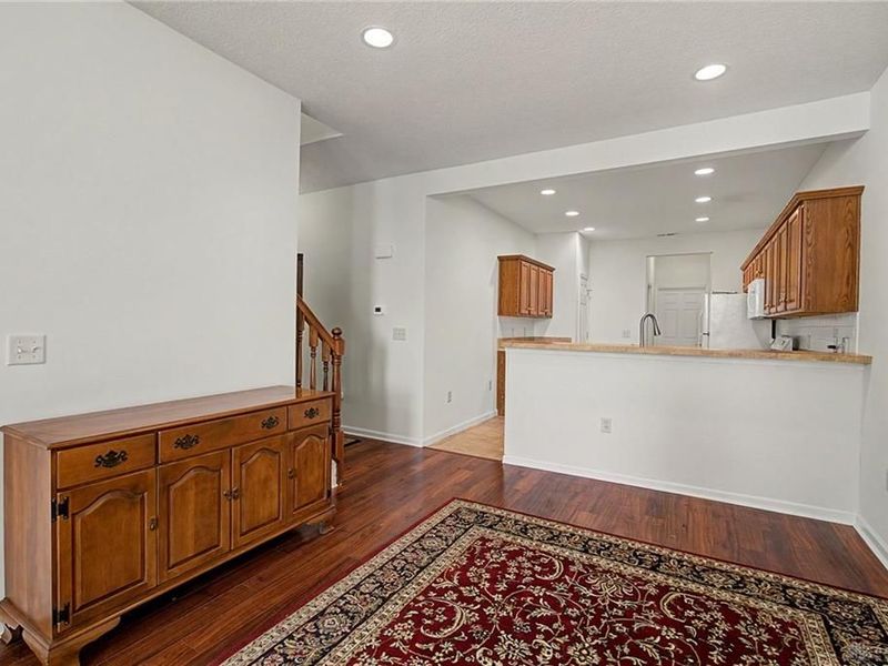 4694 Cobblestone Drive, Huber Heights, OH 45371 Photo 12