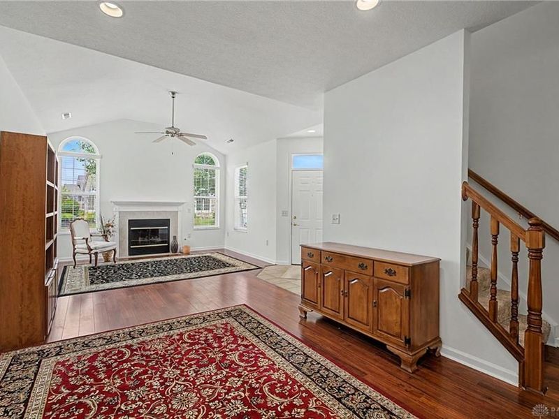 4694 Cobblestone Drive, Huber Heights, OH 45371 Photo 13