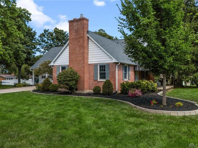 753 Dartmouth Road, Troy, OH 45373 Photo 2