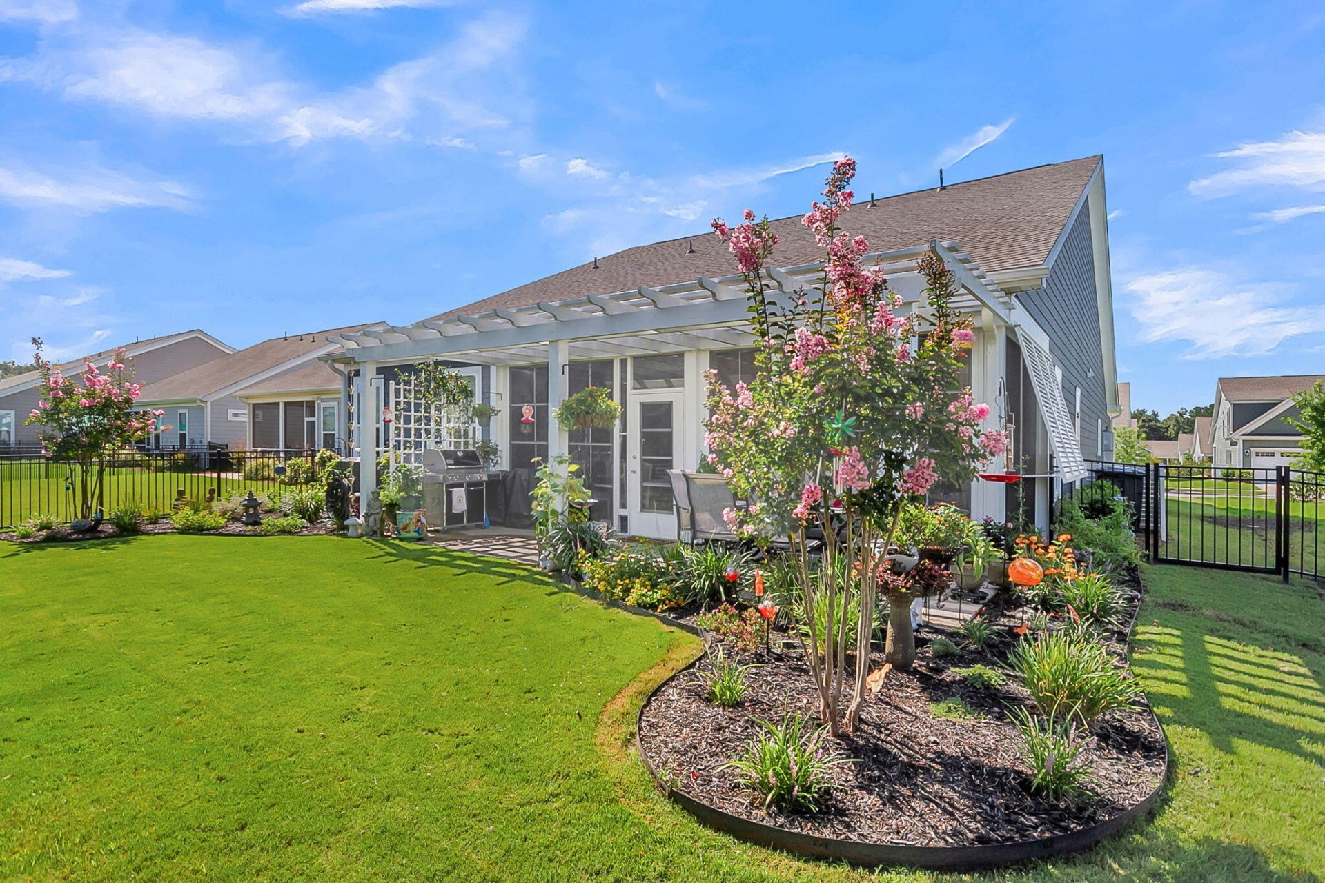 5004 Song Sparrow Way Photo 43