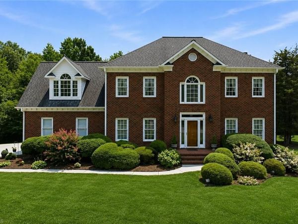5200 Northforest Drive , McLeansville, NC 27301