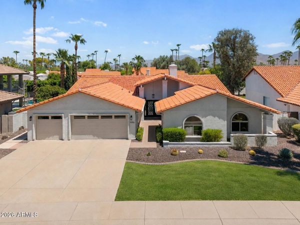 9886 E CINNABAR Avenue, Scottsdale, AZ 85258