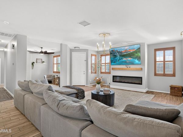 11739 W DONALD Drive, Sun City, AZ 85373