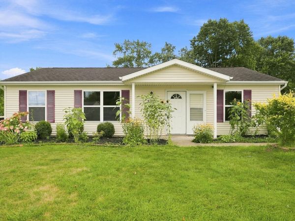 3916 Gretna Avenue, Fort Wayne, IN 46806