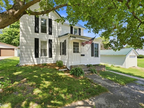 516 Lincoln Street, Ainsworth, IA 52201
